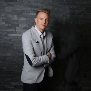 Speaker - Alex Marci